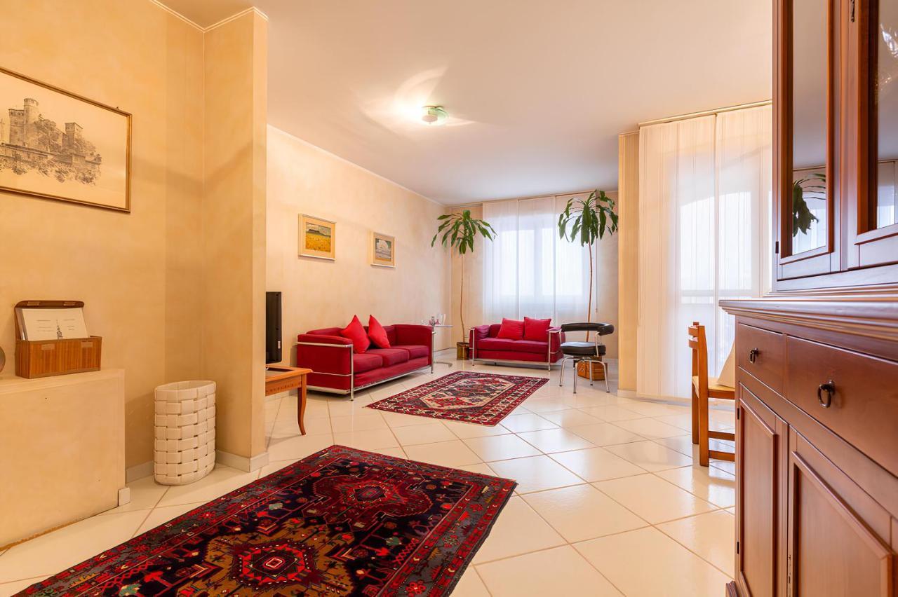 I Cedri Appartement Turijn Buitenkant foto